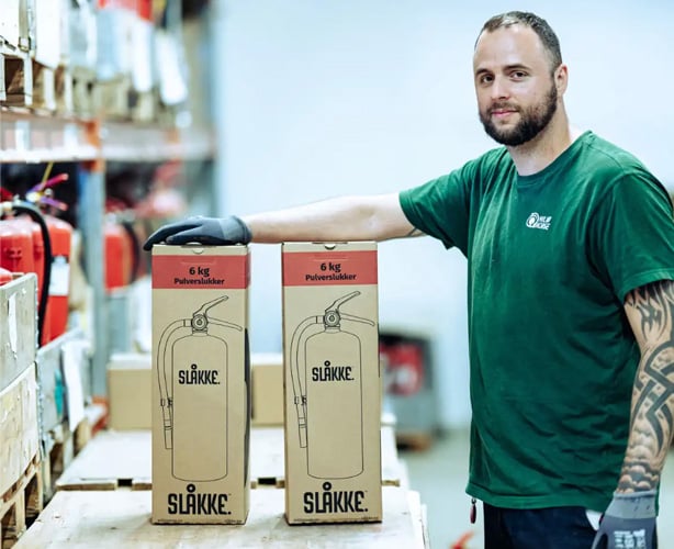 Slåkke ansatt fabrikken